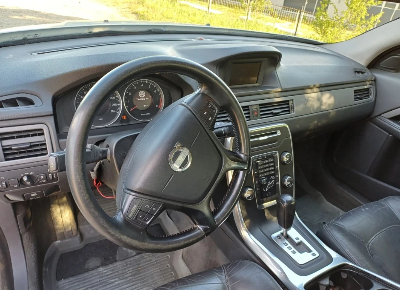Volvo V70  - изображение 7