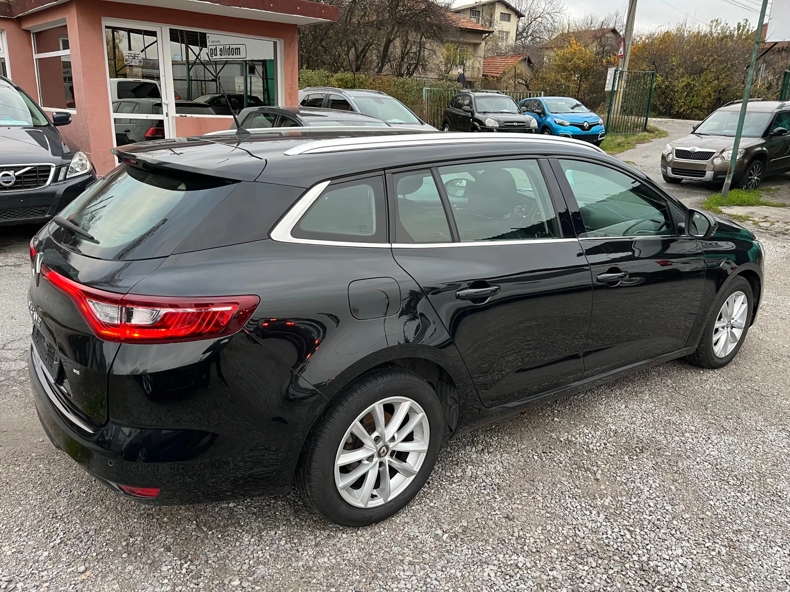 Renault Megane 1.5 avtomatik - изображение 4