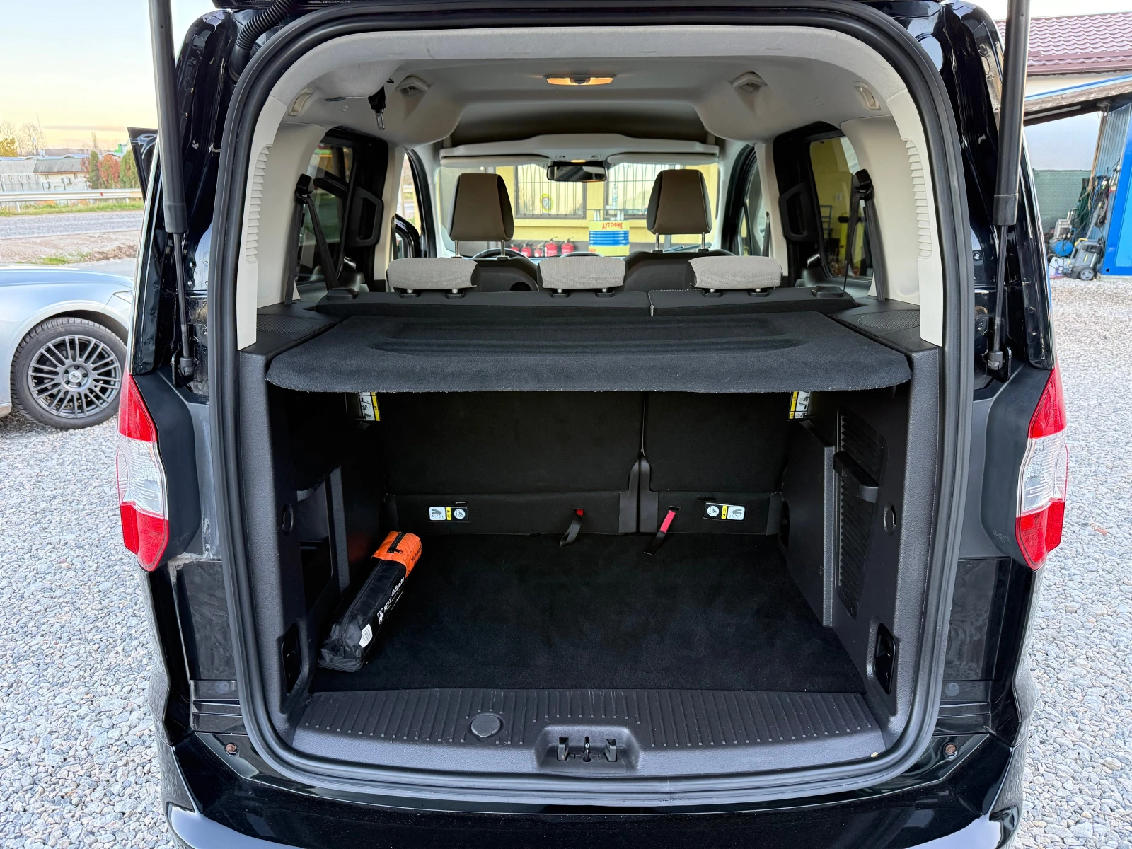 Ford Courier 1.5 TOURNEO COURIER ! ! 6! !   | Mobile.bg   15