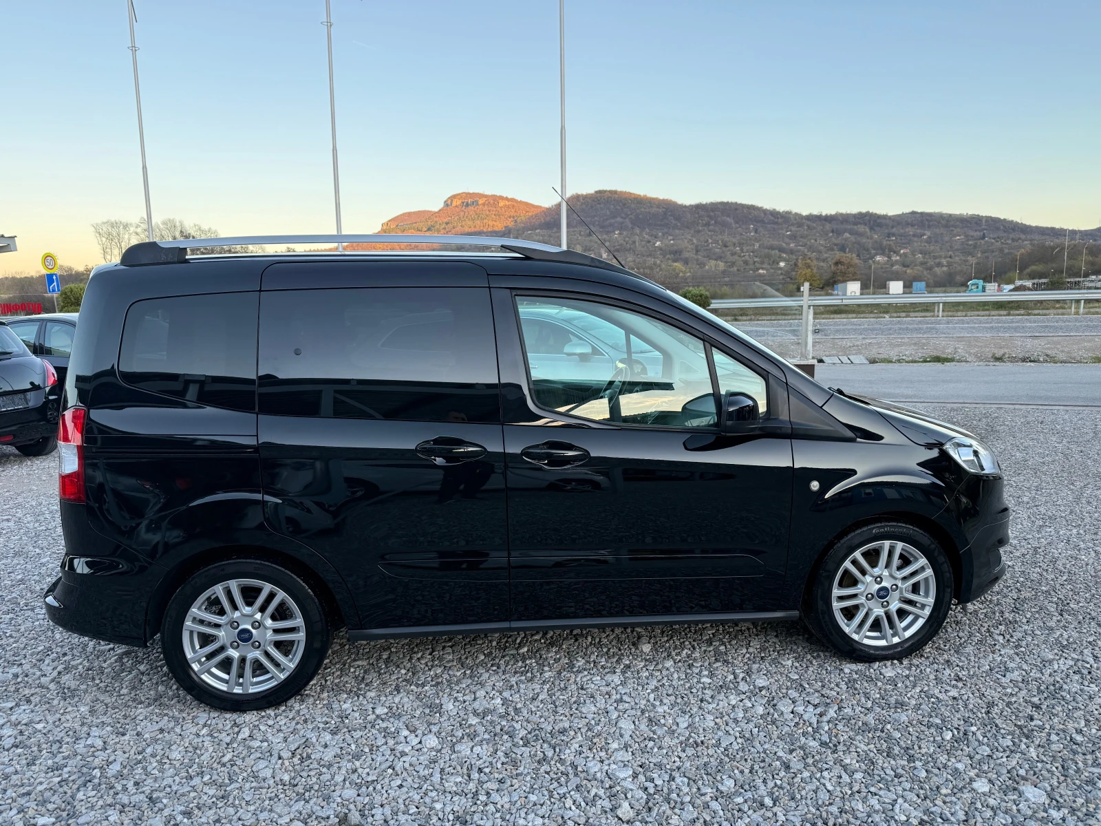 Ford Courier 1.5 TOURNEO COURIER ! !ЕВРО 6! ! РЕАЛНИ КИЛОМЕТРИ - изображение 6