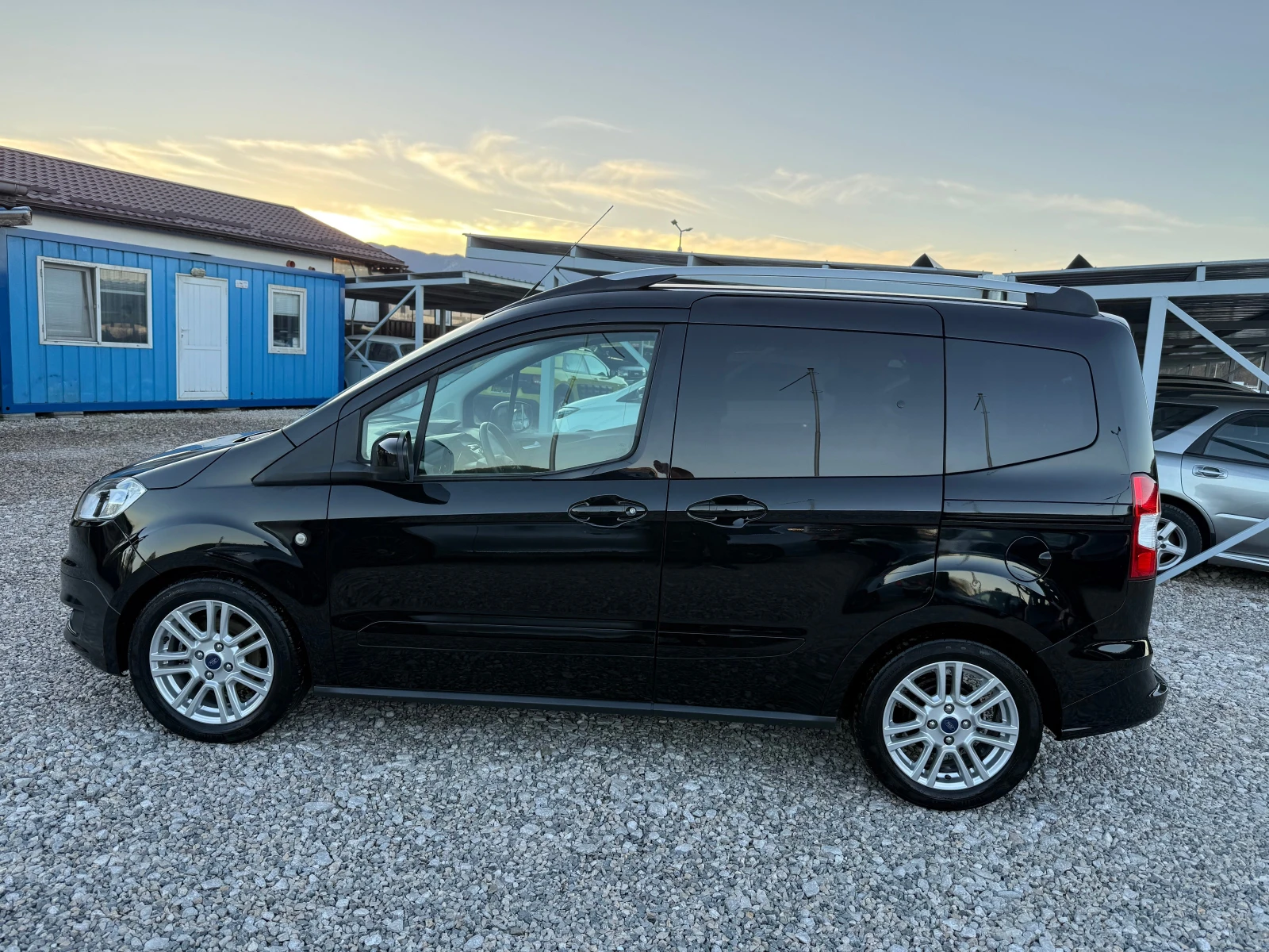 Ford Courier 1.5 TOURNEO COURIER ! !ЕВРО 6! ! РЕАЛНИ КИЛОМЕТРИ - изображение 2