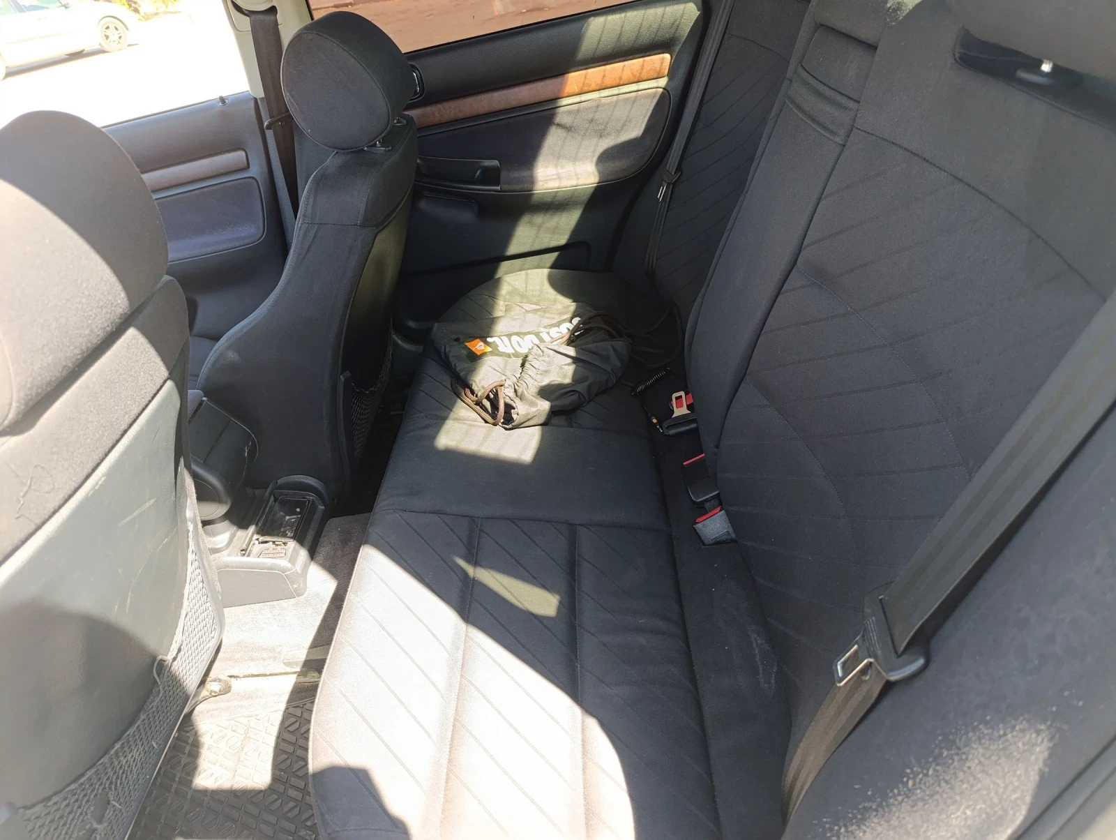 Audi A4 1.8Т QUATTRO  - изображение 8