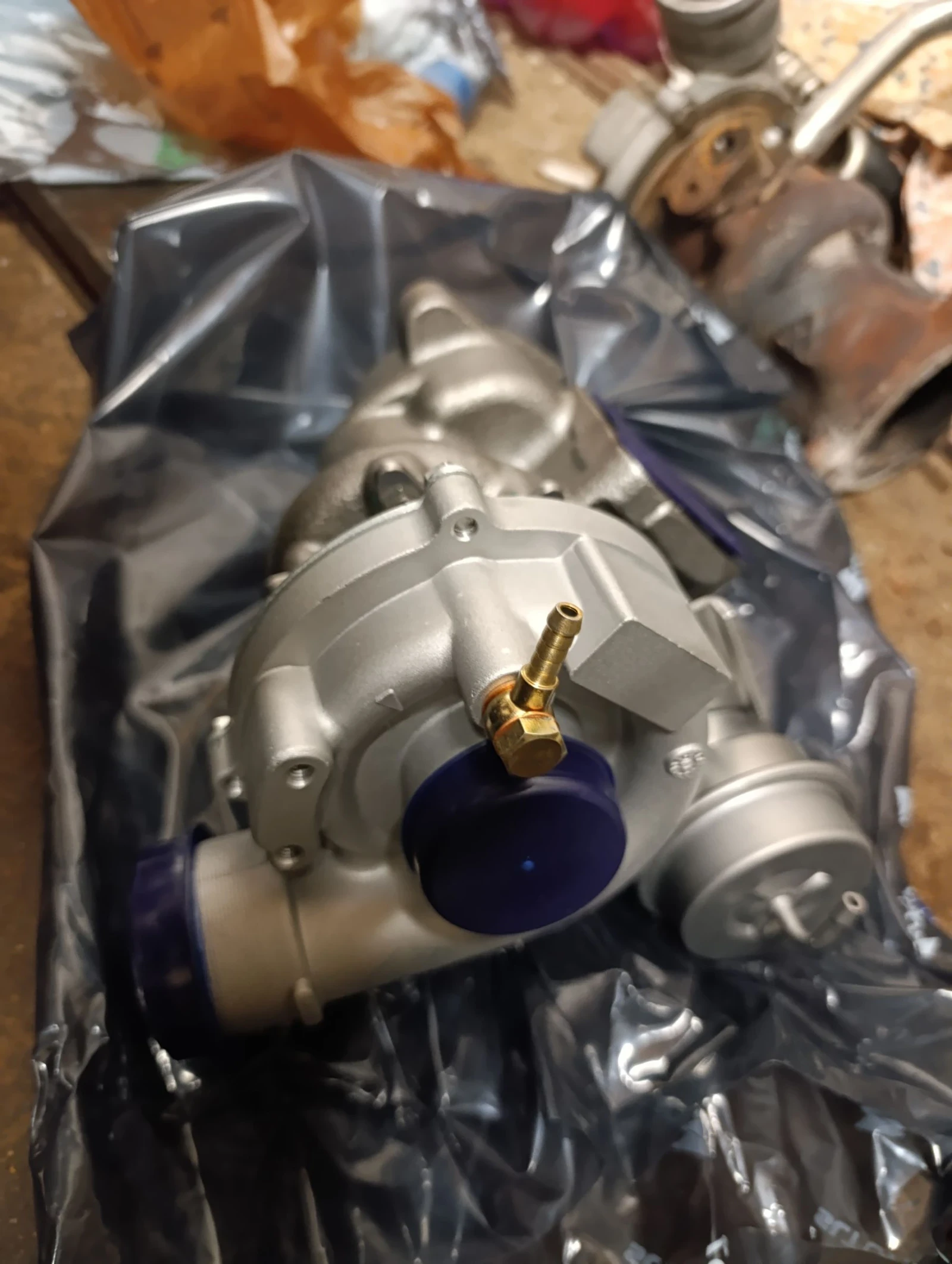 Audi A4 1.8Т QUATTRO  - изображение 10