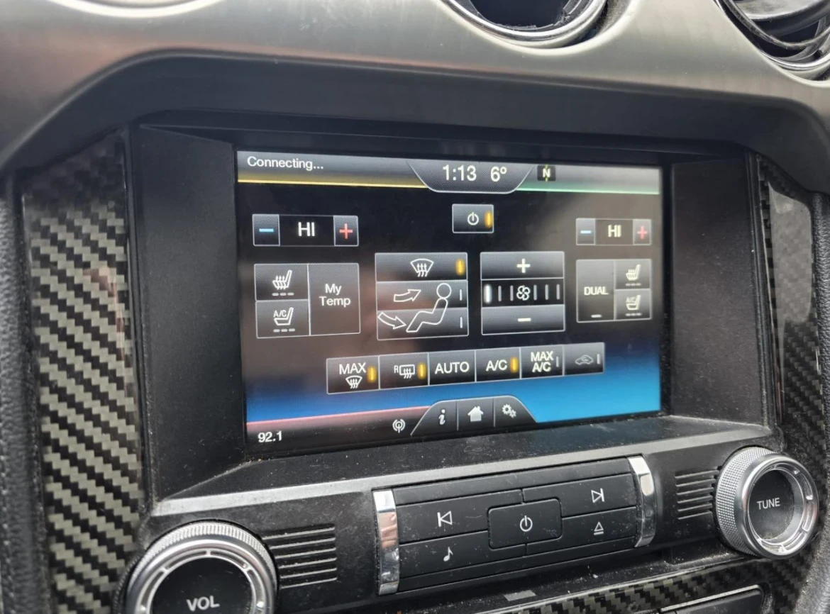 Ford Mustang ECOBOOST * * CARFAX * * ���� ������ * *  | Mobile.bg � ����������� 7