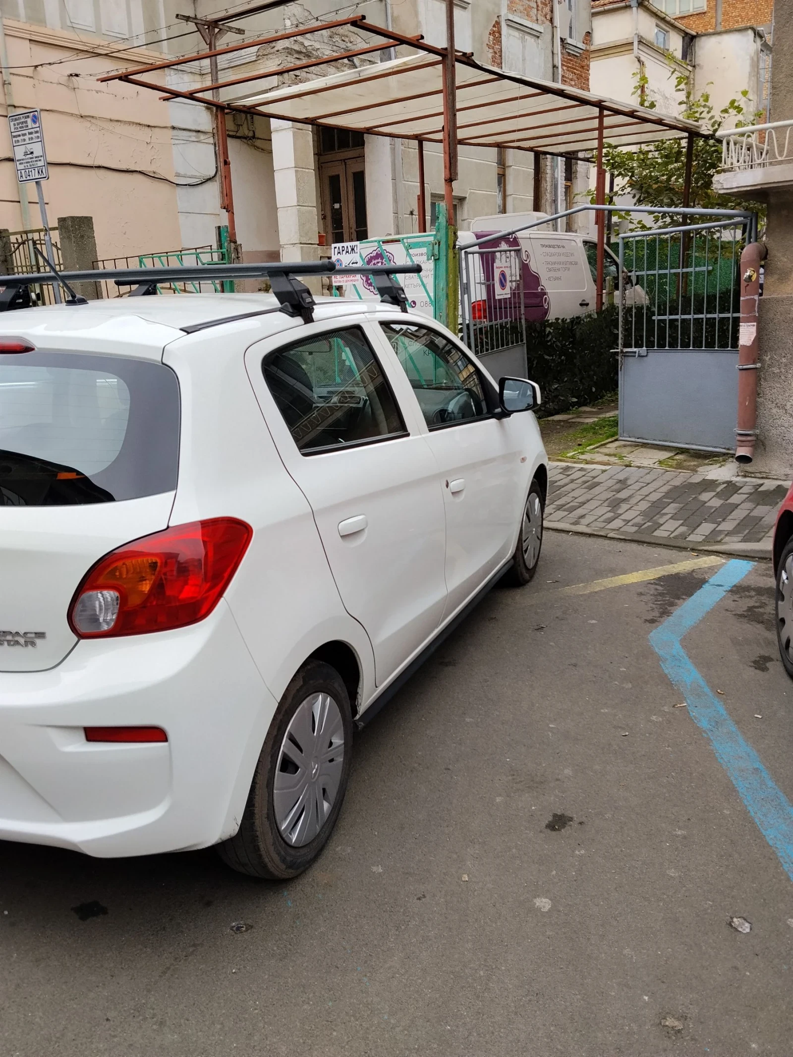 Mitsubishi Space star 1.0, снимка 4 - Автомобили и джипове - 53769152