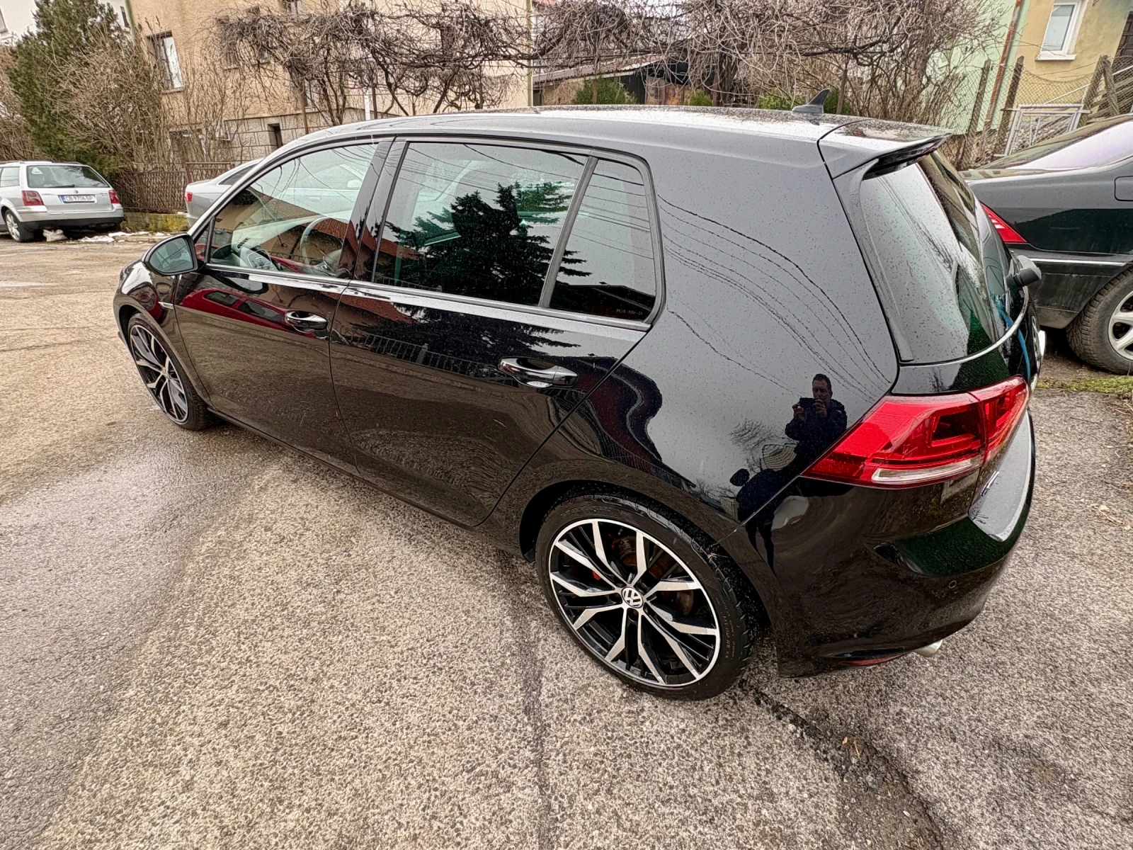 VW Golf Обслужен, Keyless, Керамика, Бензин, снимка 8 - Автомобили и джипове - 53560928