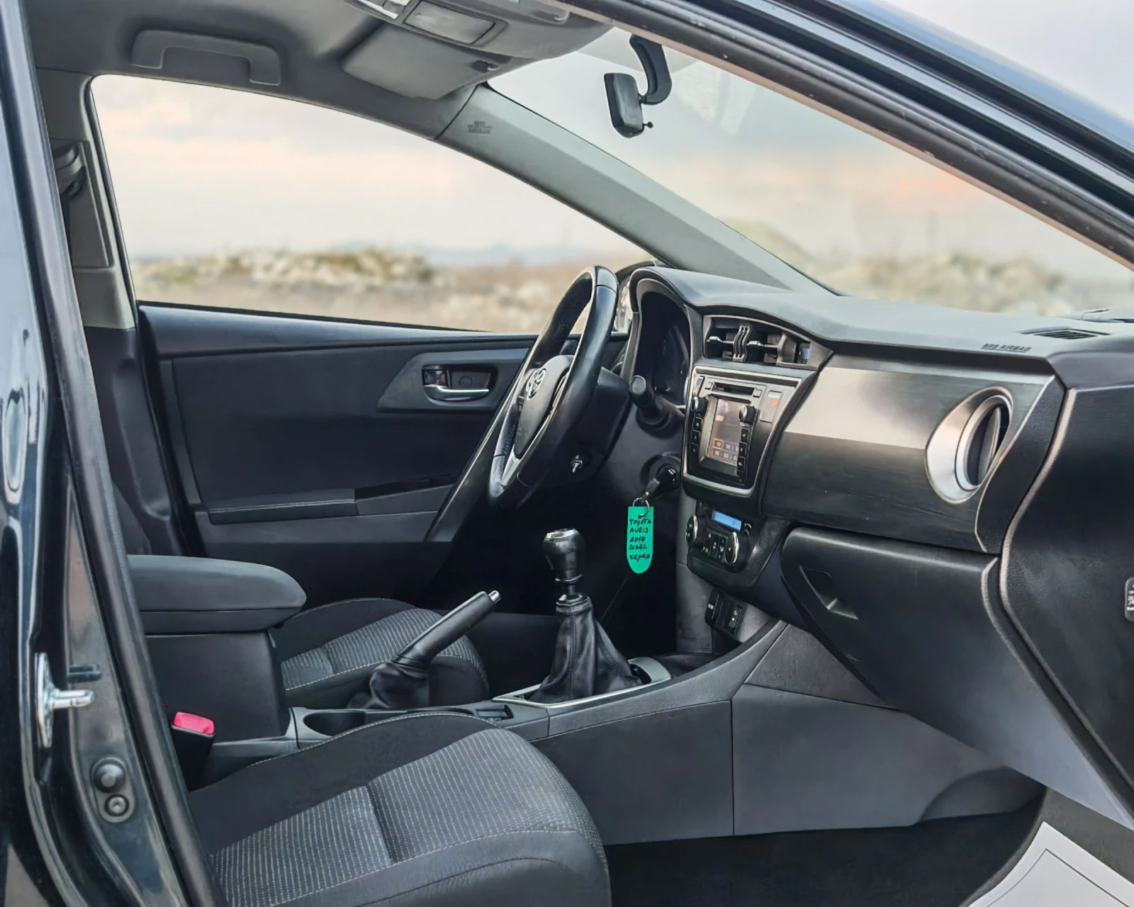 Toyota Auris 2.0 124  К.С. ДИЗЕЛ!D4D!  - изображение 10