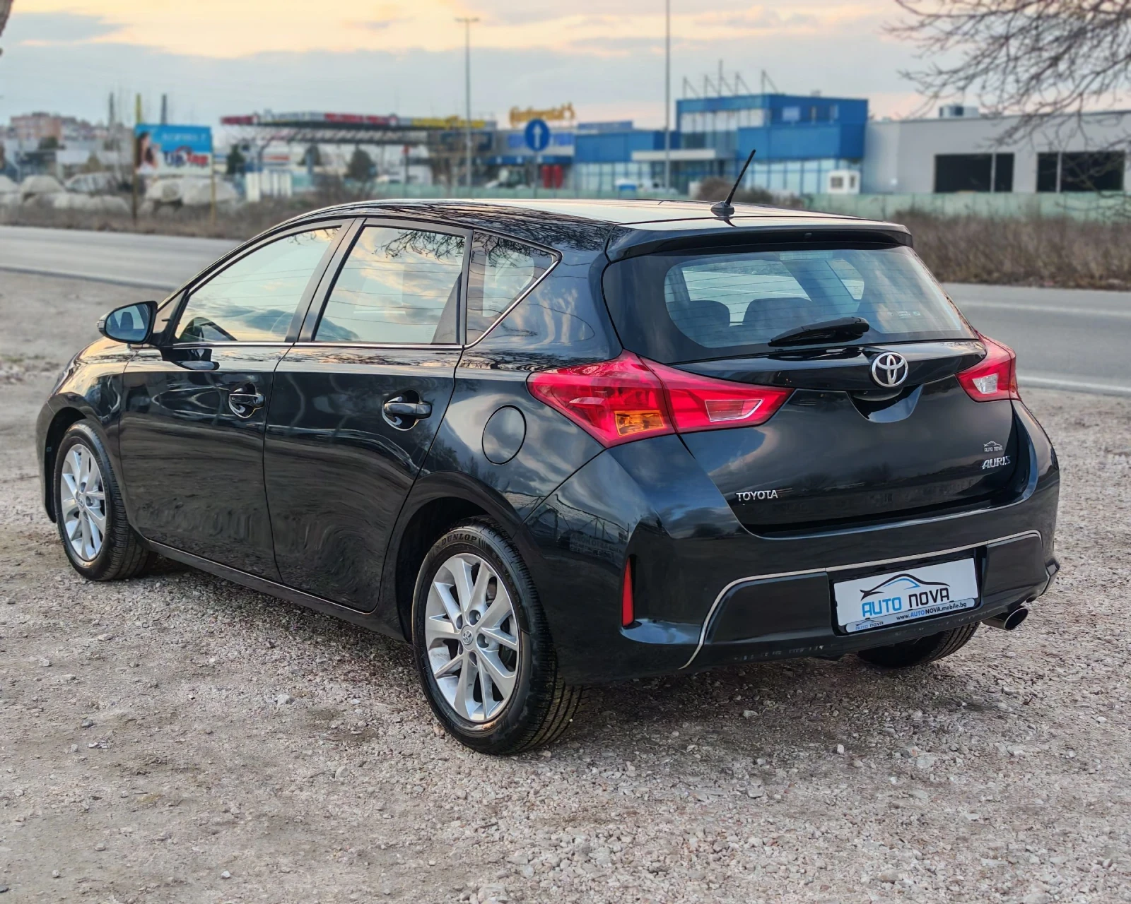 Toyota Auris 2.0 124  К.С. ДИЗЕЛ!D4D!  - изображение 7