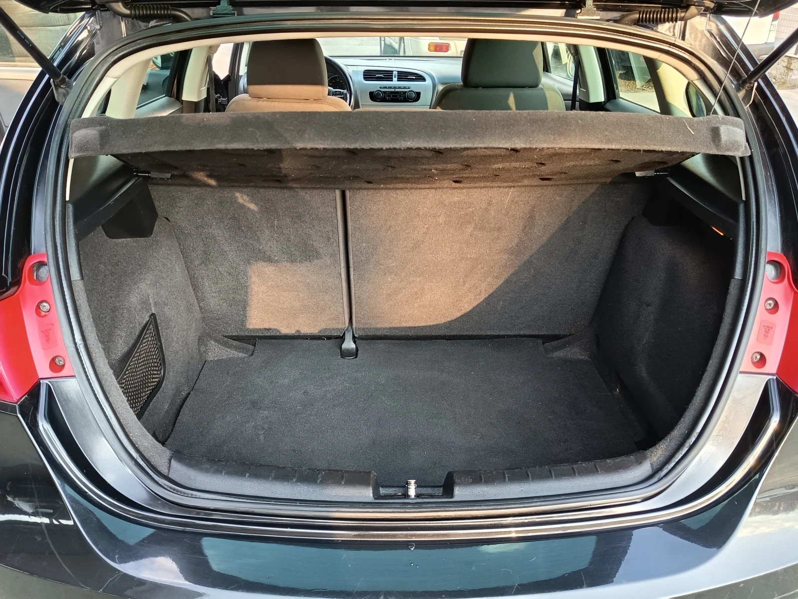 Seat Leon 1.9tdi, снимка 12 - Автомобили и джипове - 53863848