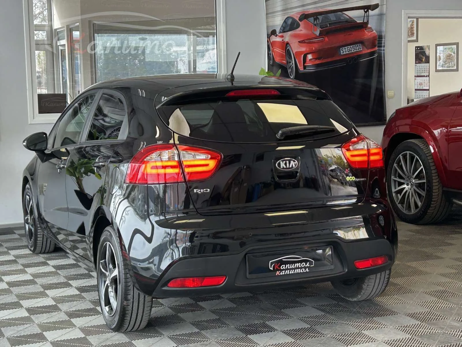 Kia Rio 1.2I 85КС, снимка 4 - Автомобили и джипове - 54207284