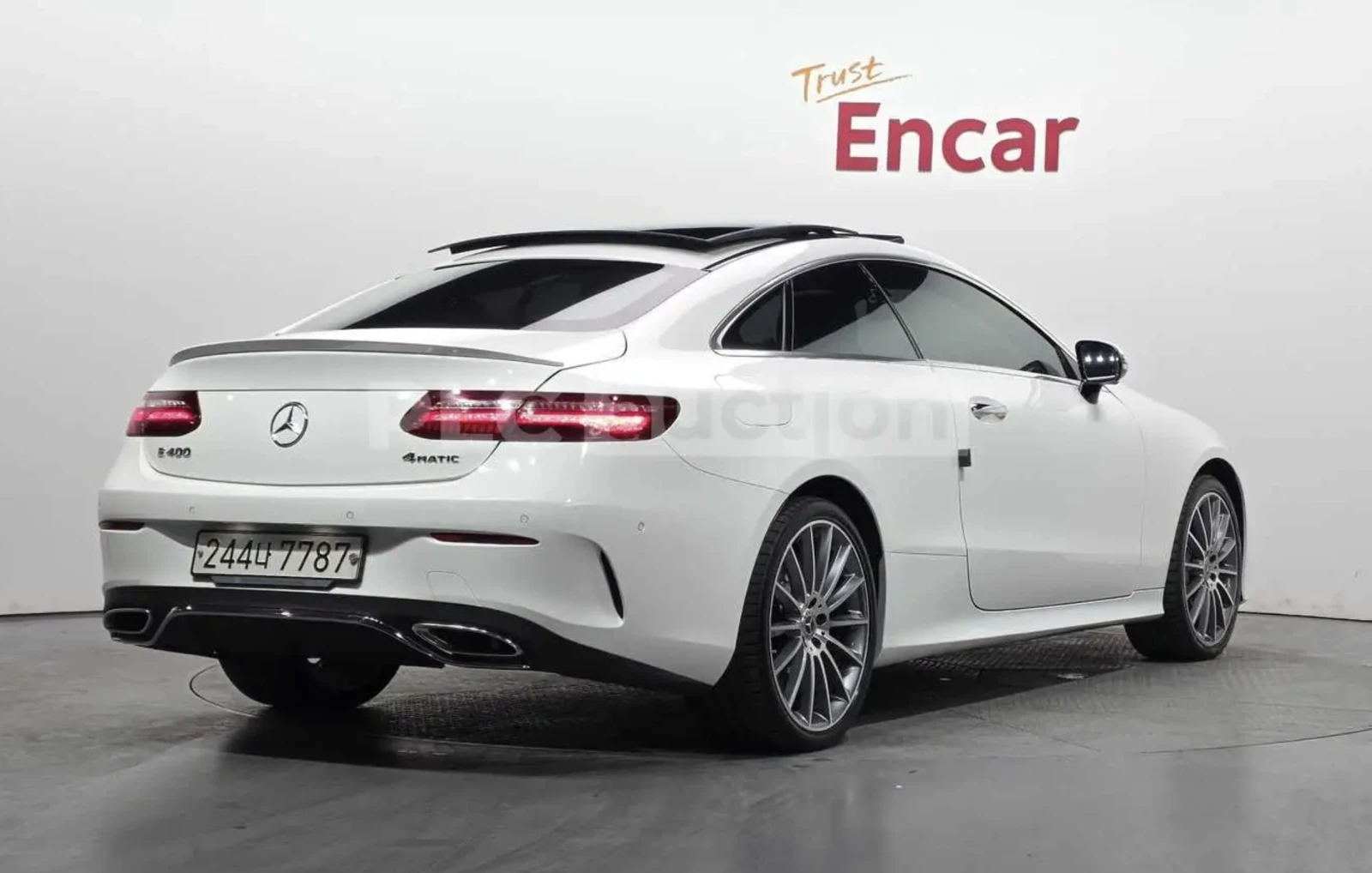 Mercedes-Benz E 400 4MATIC* ОБДУХ* BURMESTER* , снимка 2 - Автомобили и джипове - 54227982