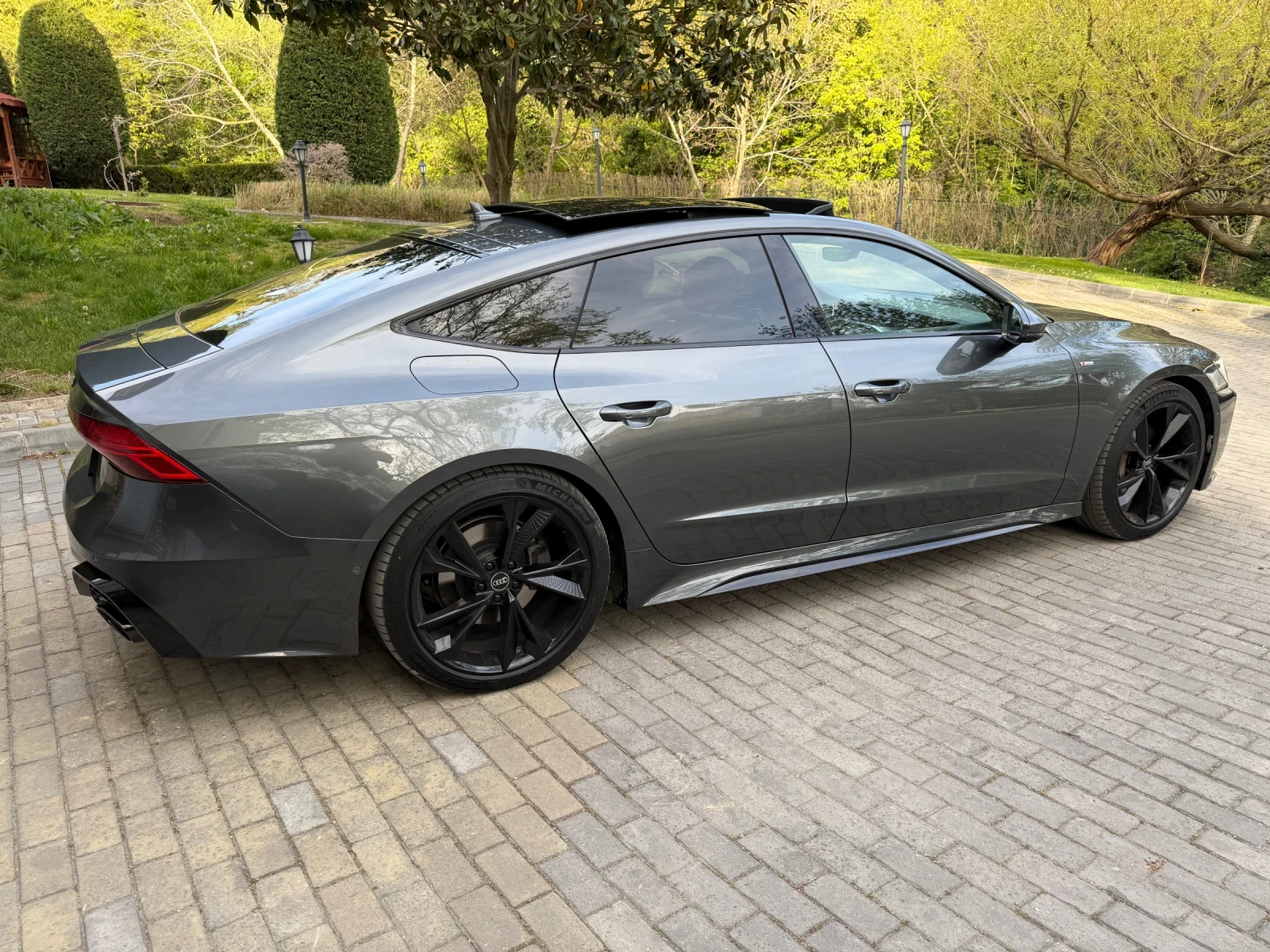 Audi A7 RS7/B&O/360/Pano/Distronic, снимка 4 - Автомобили и джипове - 54372079