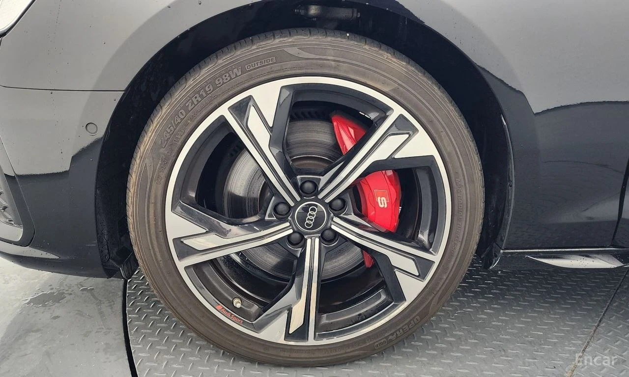 Audi S4, снимка 7 - Автомобили и джипове - 54380417