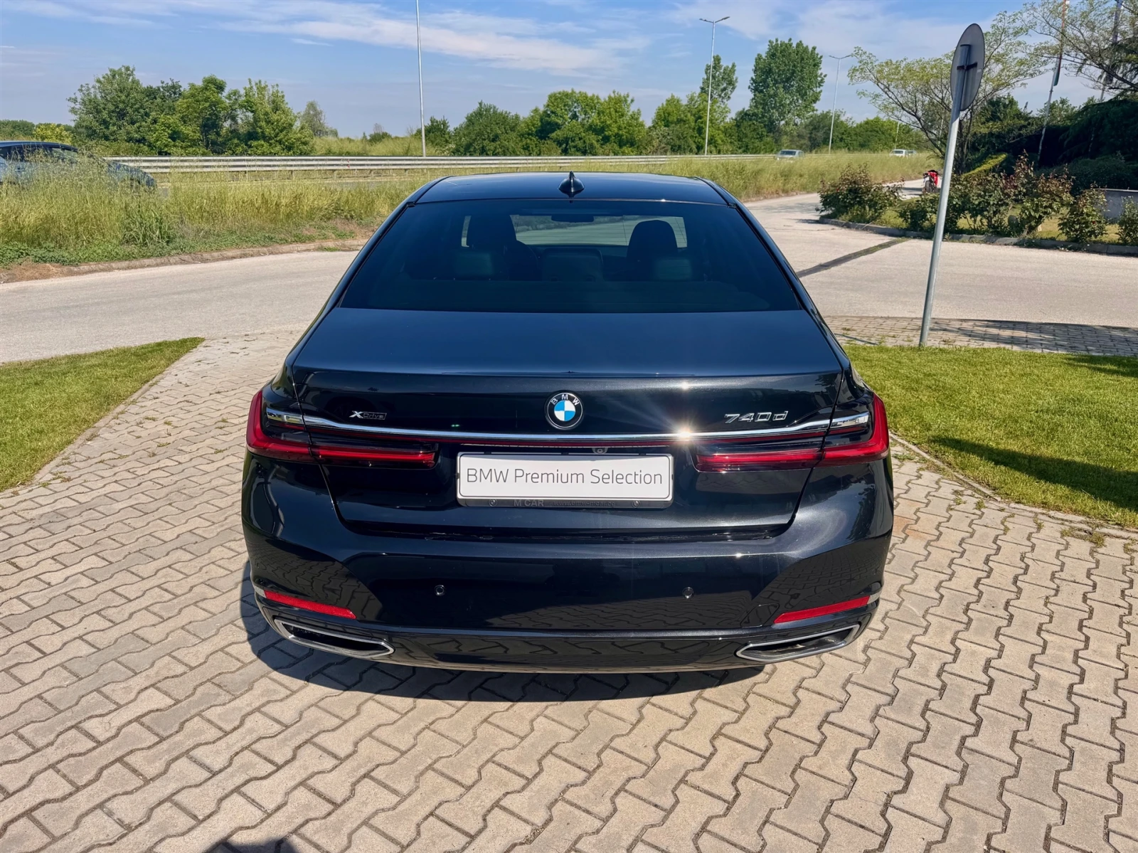BMW 740 xDrive, снимка 9 - Автомобили и джипове - 54562499