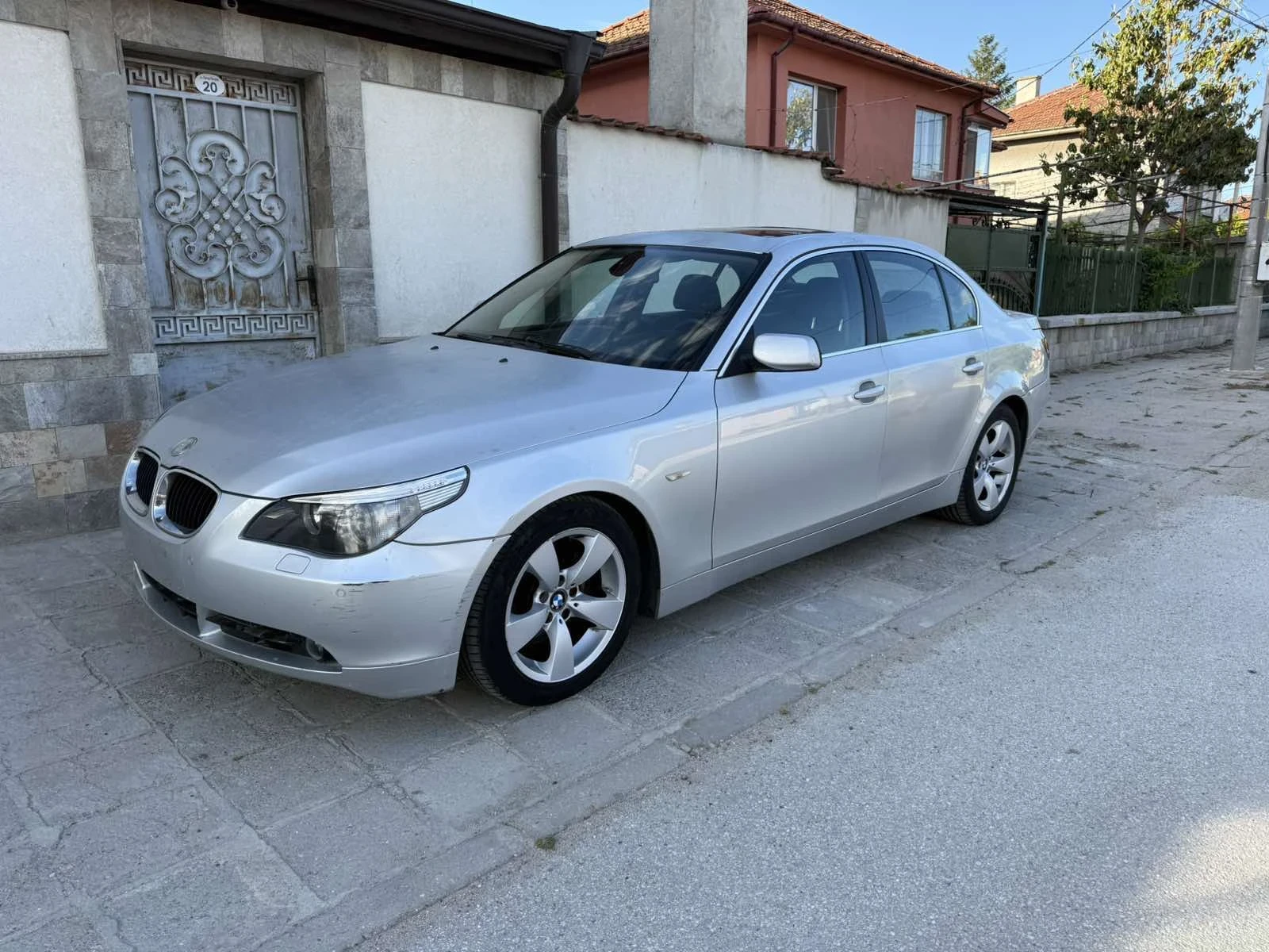 BMW 530, снимка 2 - Автомобили и джипове - 54608257