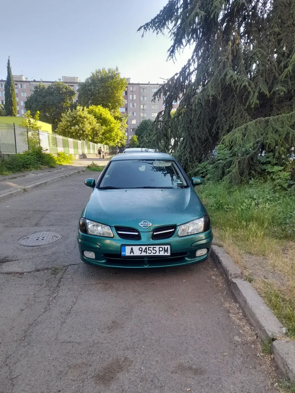 Nissan Almera