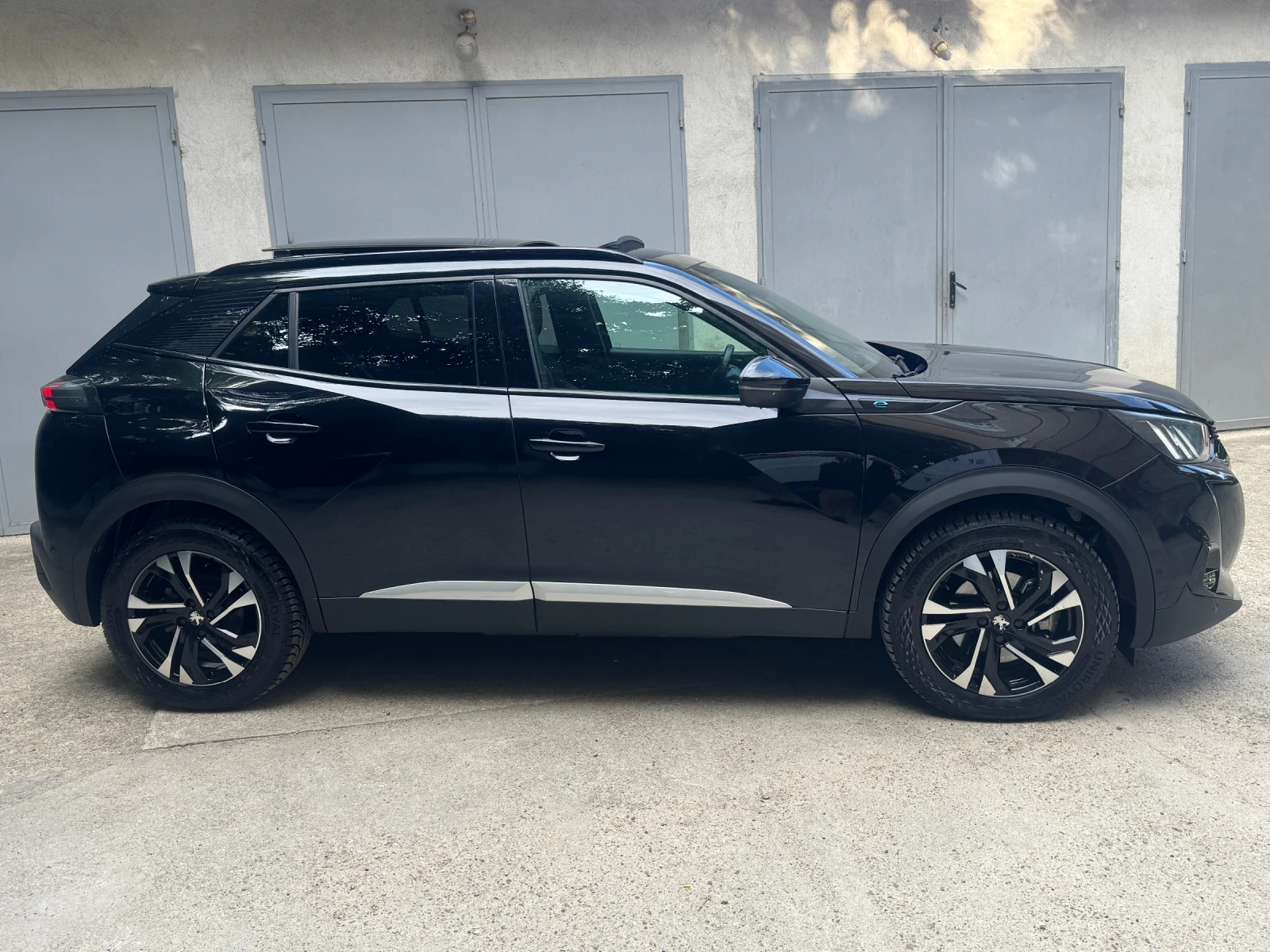 Peugeot 2008 57 kw* GT* Premium paket, снимка 7 - Автомобили и джипове - 54792711
