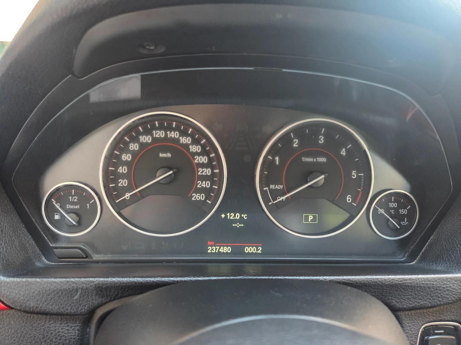 BMW 320 d Sport , снимка 12 - Автомобили и джипове - 54933816