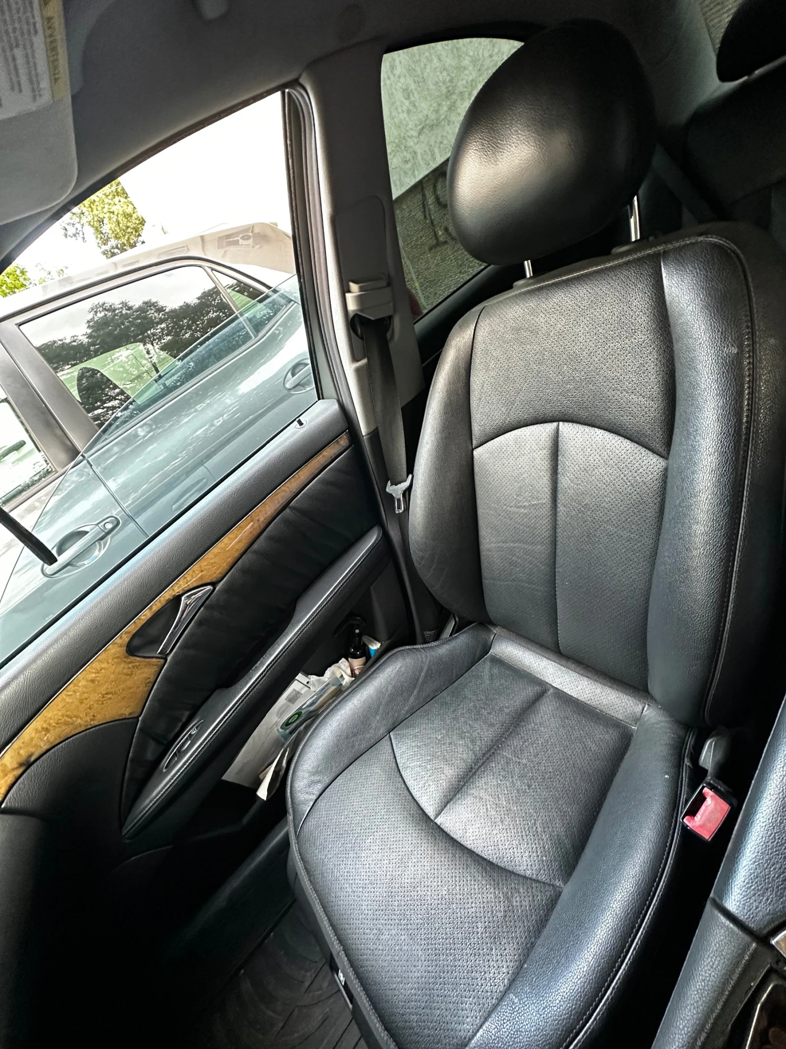 Mercedes-Benz E 320, снимка 8 - Автомобили и джипове - 55592646