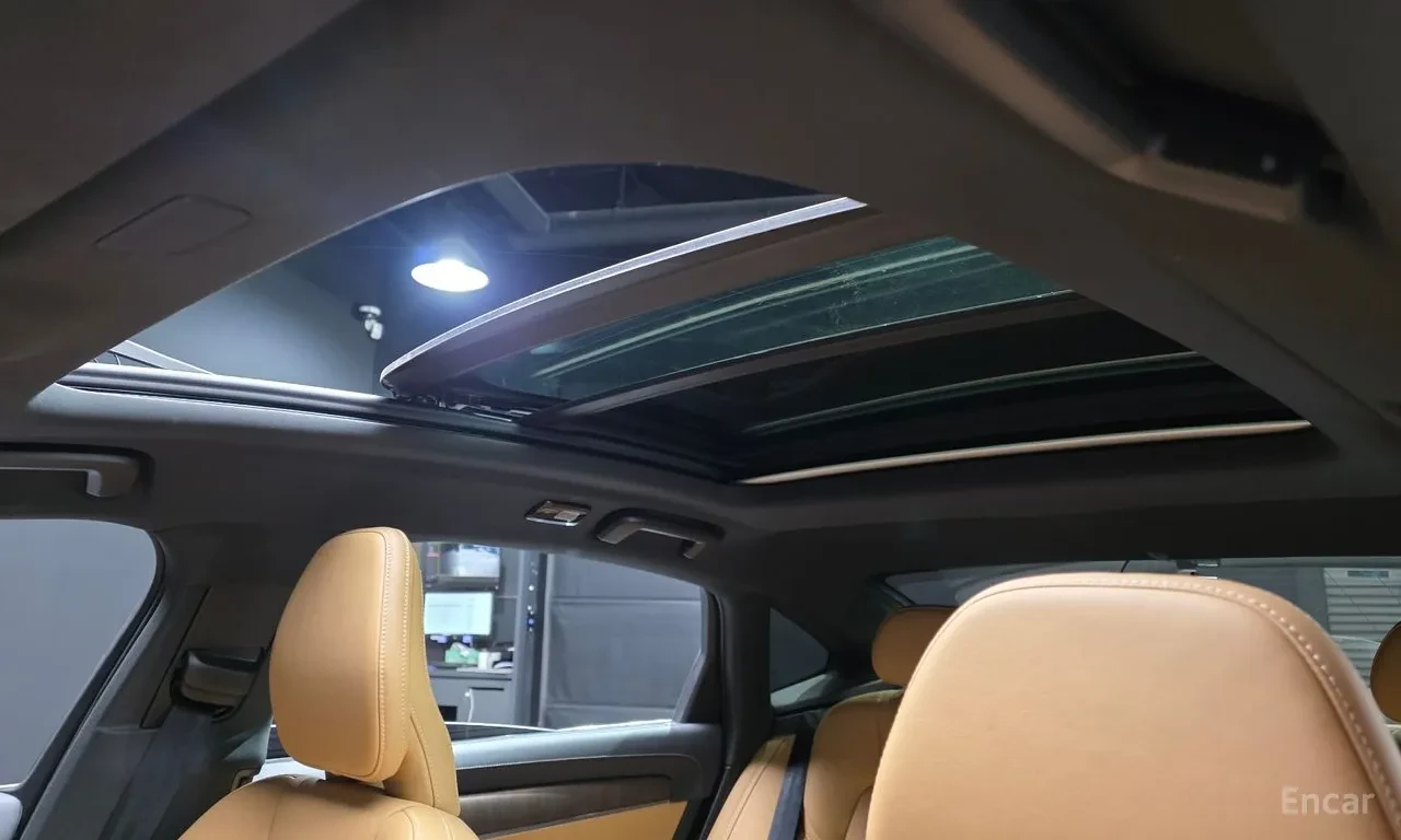 Volvo S90 B5* Ultimate Bright* AWD* 360* B AND W* , снимка 15 - Автомобили и джипове - 55726978