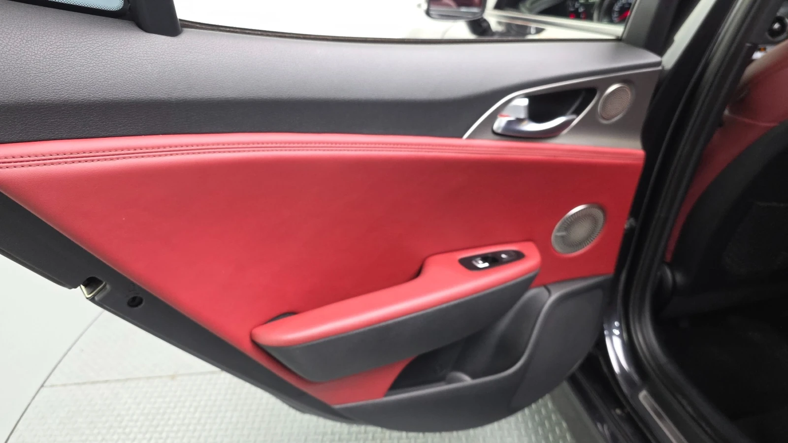 Kia Stinger AWD GT | Обдухване | Подгрев | Keyless, снимка 9 - Автомобили и джипове - 55734531