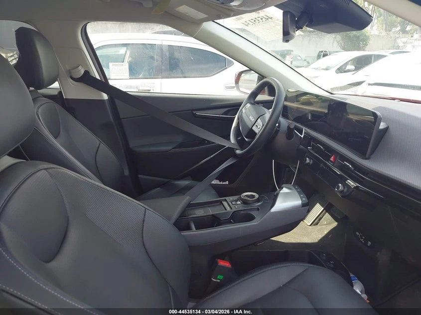 Kia EV6 Wind RWD, снимка 5 - Автомобили и джипове - 56405812
