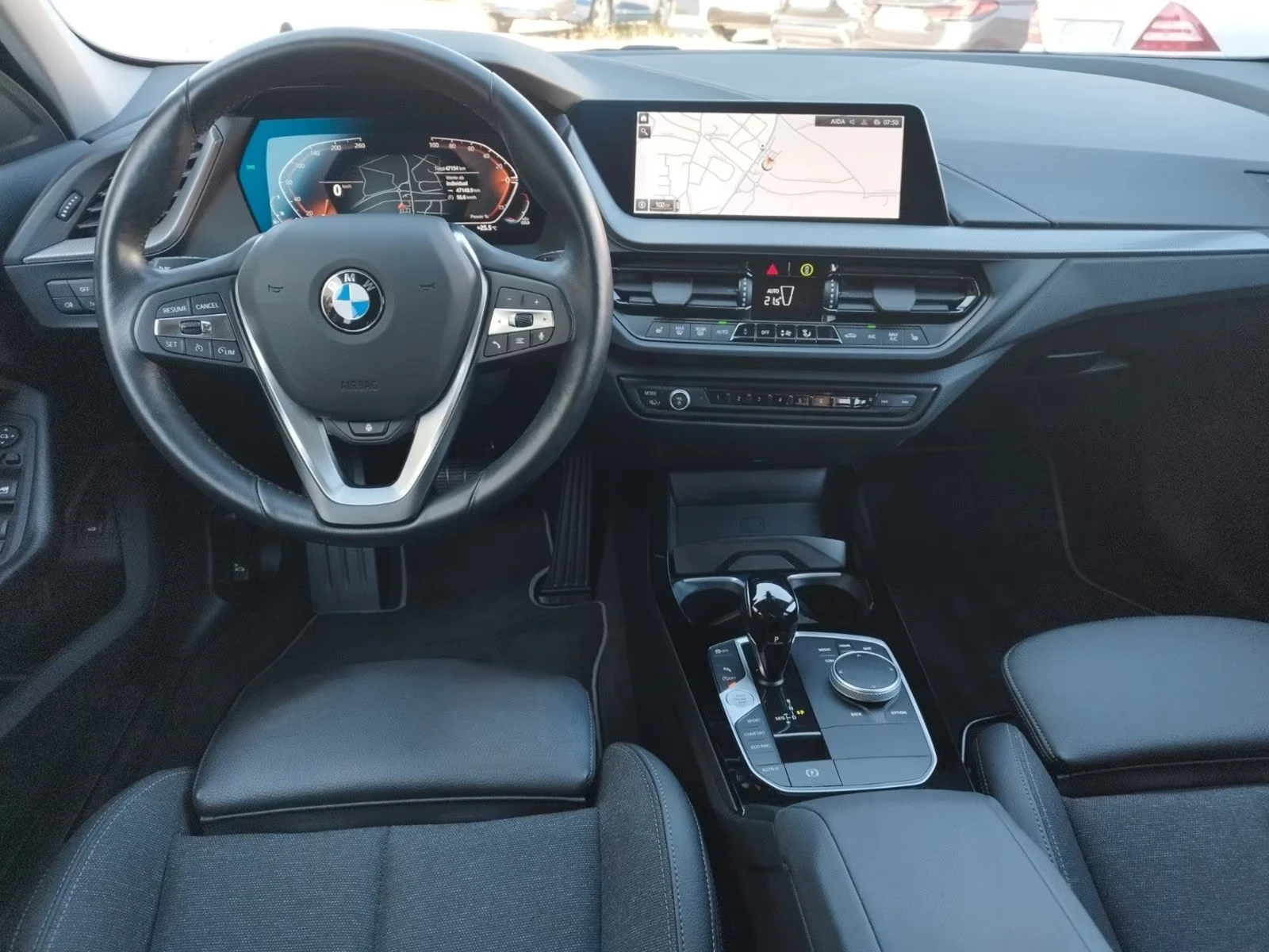 BMW 118 D | 89 200 �� | 2022 �. | LED | CARPLAY | Mobile.bg � ����������� 4