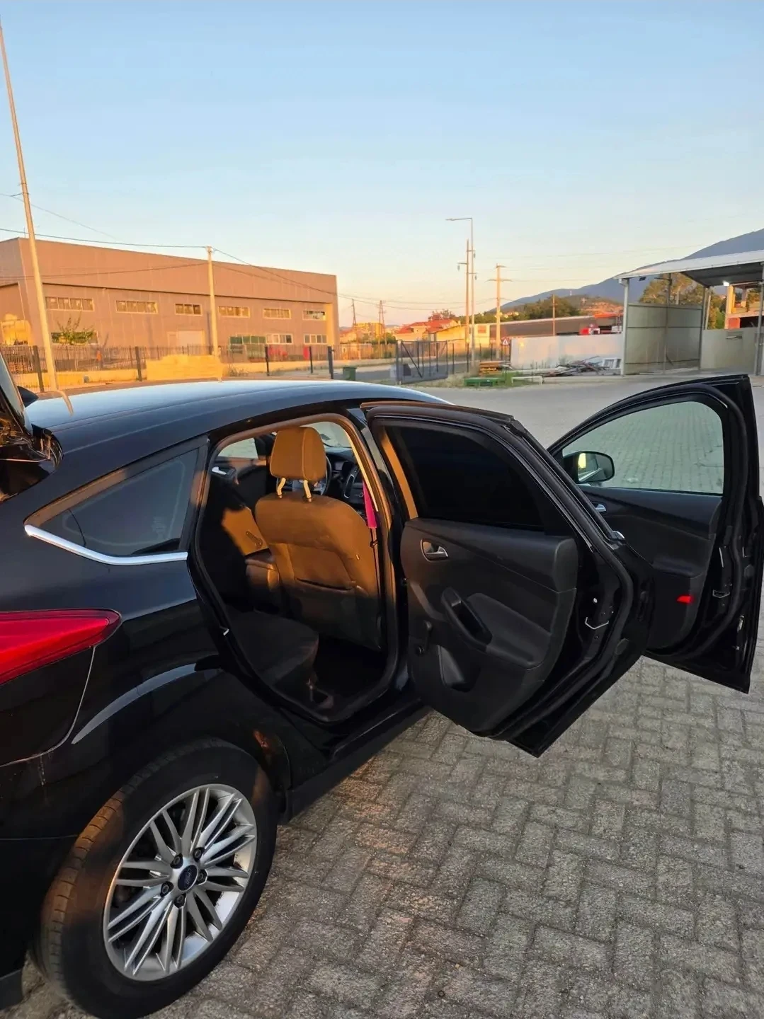 Ford Focus, снимка 8 - Автомобили и джипове - 56739412