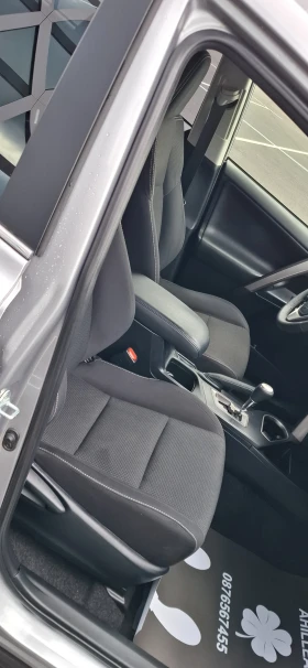 Toyota Rav4 2.5  Bensin Hybrid Navi Камера Swiss, снимка 8