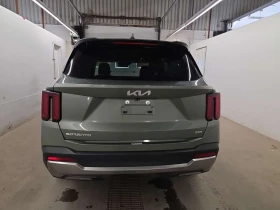 Kia Sorento EX  CARFAX, снимка 16