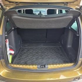 Dacia Duster 1.6 Sce LPG, снимка 5