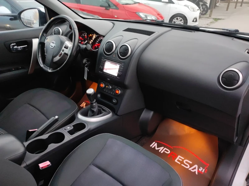 Nissan Qashqai 1.6d 130kc.n-tec PURE DRIVE, снимка 8 - Автомобили и джипове - 48876973