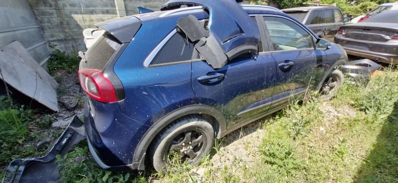 Kia Niro, снимка 5 - Автомобили и джипове - 50775888