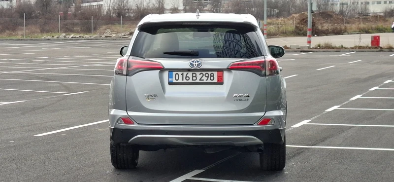 Toyota Rav4 2.5  Bensin Hybrid Navi Камера Swiss, снимка 5 - Автомобили и джипове - 51554120