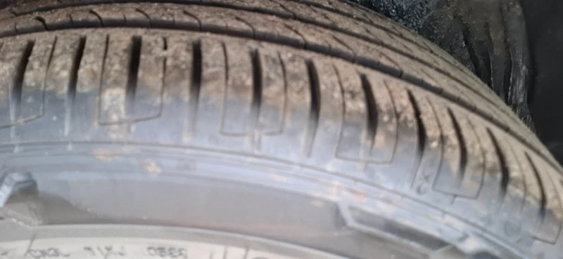 Toyota Rav4 2.5  Bensin Hybrid Navi Камера Swiss, снимка 17 - Автомобили и джипове - 51554120