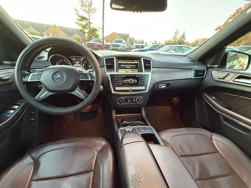 Mercedes-Benz GL 550 MERCEDES BENZ GL 550 4MAТIC | ТОП ОФЕРТА | НАЛИЧЕН, снимка 8 - Автомобили и джипове - 52436849