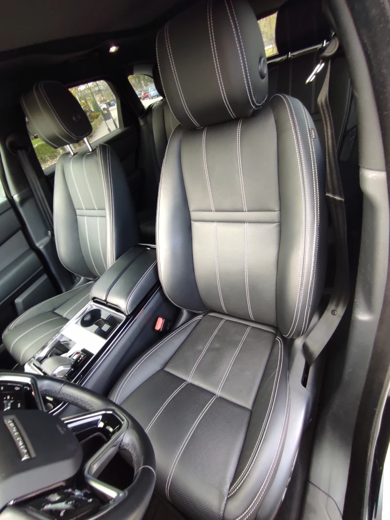 Land Rover Range Rover Velar, снимка 11 - Автомобили и джипове - 52729059