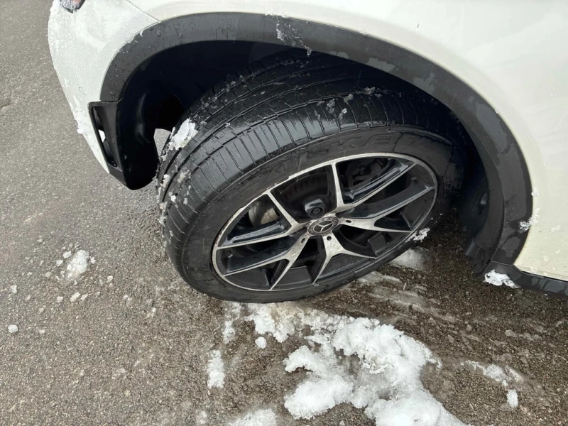 Mercedes-Benz GLC 300 * CARFAX * ЦЕНА ДО БГ, снимка 7 - Автомобили и джипове - 52751458