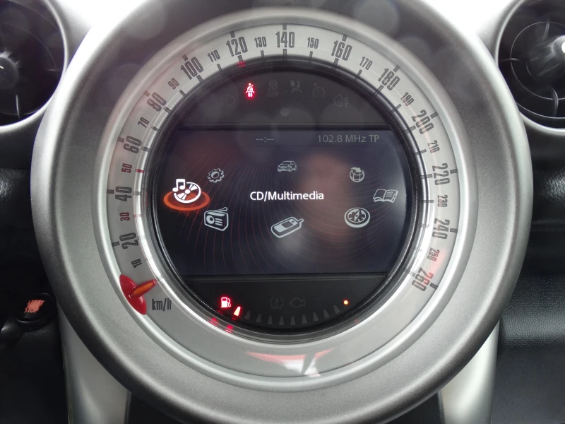 Mini Countryman 4х4 1.6d 112к.с. 6 СКОРОСТИ, снимка 15 - Автомобили и джипове - 53506624