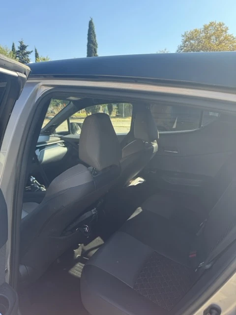 Toyota C-HR Toyota C-HR 1.8 Classy Facelift, JBL, ���� | Mobile.bg � ����������� 10