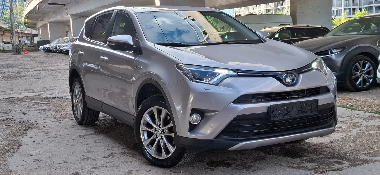 Toyota Rav4 2.5  Bensin Hybrid Navi Камера Swiss, снимка 1