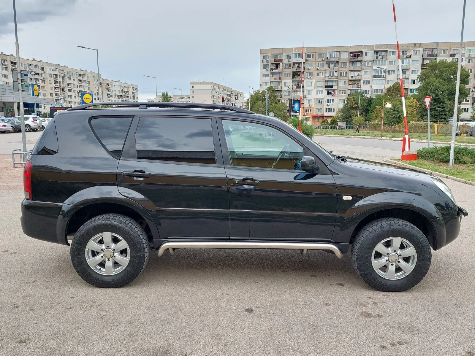 SsangYong Rexton 2.9TD/120k.c./5MT - изображение 7