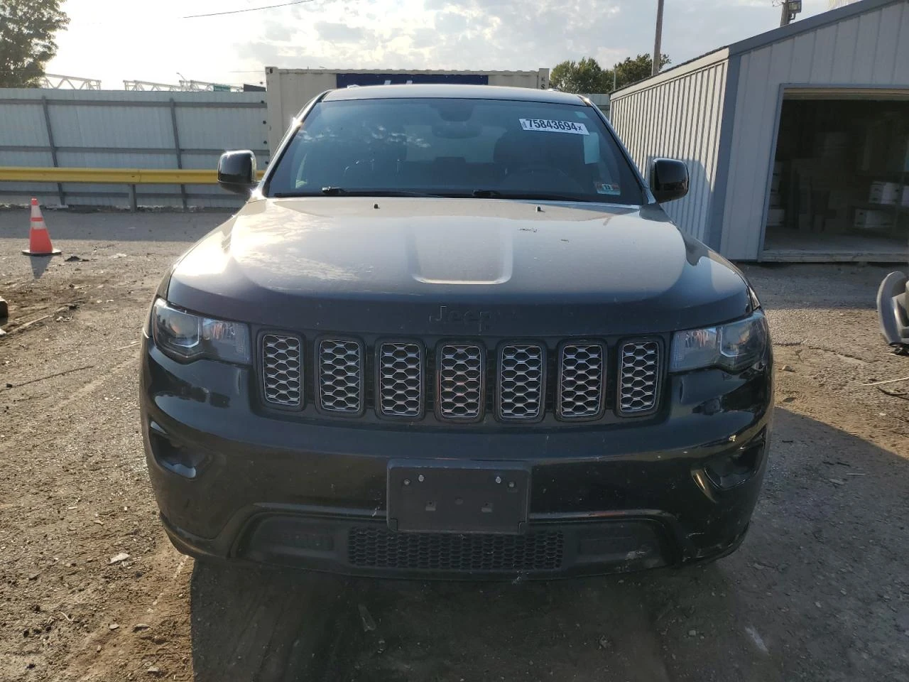 Jeep Grand cherokee LAREDO  - изображение 2