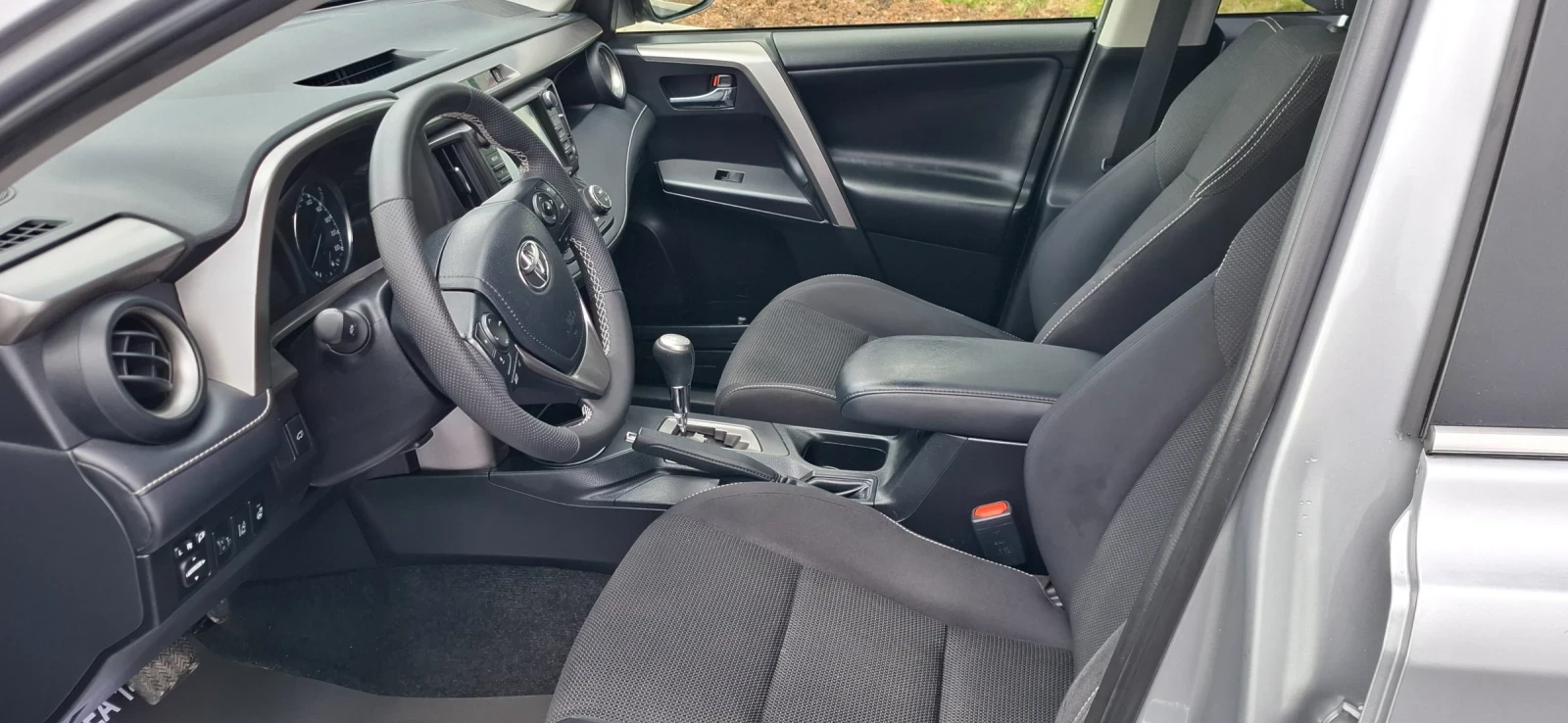 Toyota Rav4 2.5  Bensin Hybrid Navi ������ Swiss | Mobile.bg � ����������� 15