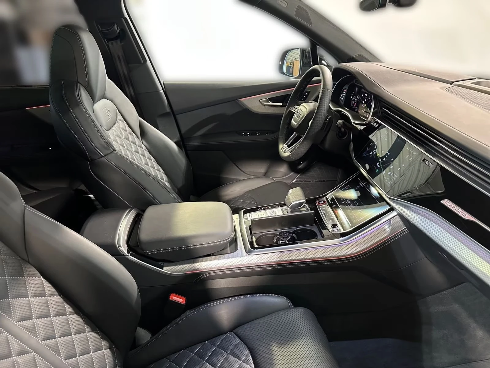 Audi SQ7  QUATTRO 7 SITZE+ HD MATRIX - изображение 7