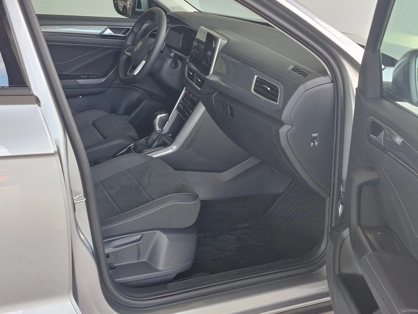 VW T-Roc VW T- Roc Style Plus 1.5 TSI OPF DSG | Mobile.bg � ����������� 8