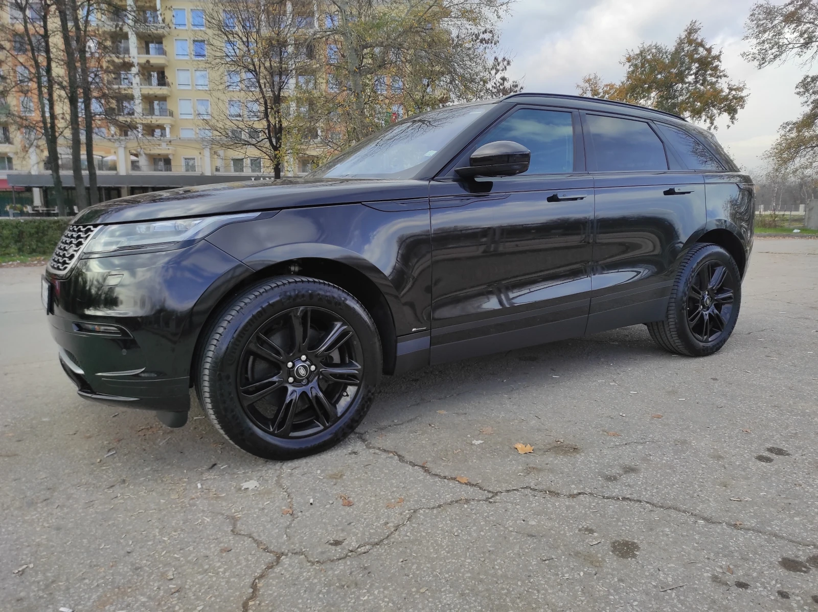 Land Rover Range Rover Velar  - изображение 9