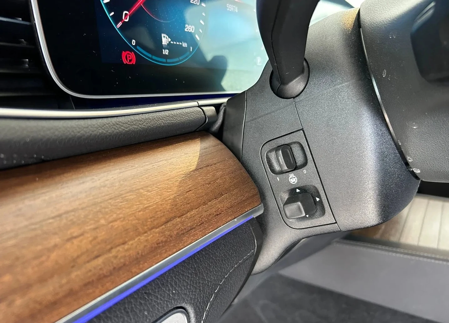 Mercedes-Benz GLS 400 d 4MATIC AMG-Line - изображение 7