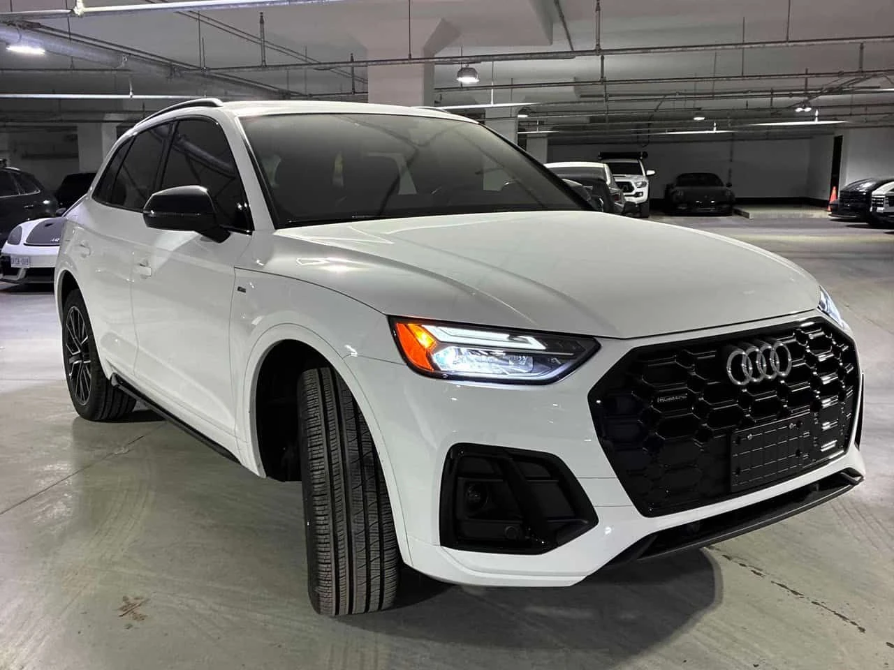 Audi Q5 * Progressiv * CARFAX * S LINE* ПАНОРАМА* KEYLESS, снимка 3 - Автомобили и джипове - 53978591