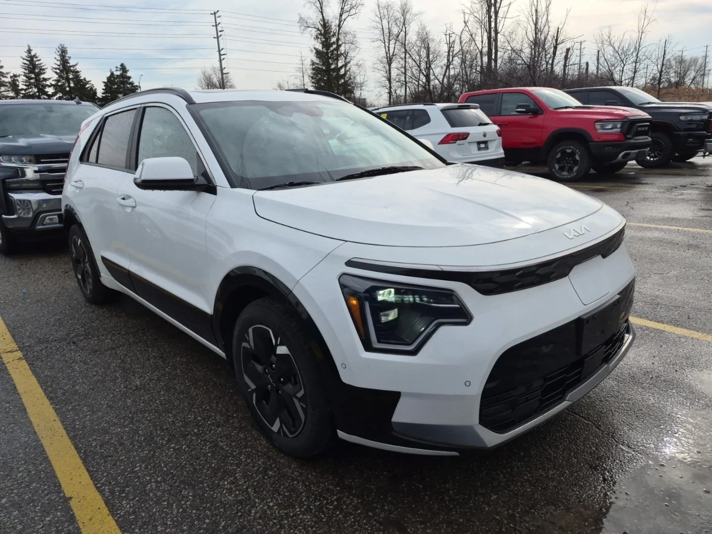 Kia Niro EV LIMITED-4D UTILITY* Обдух* Подгрев* CarPlay* , снимка 2 - Автомобили и джипове - 54189849